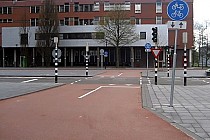 znaki drogowe na ścieżkach - pełen profesjonalizm...