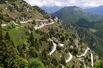 Jedna z serpentyn w drodze na Passo di Tremalzo / Fot: Eugen Šandrik