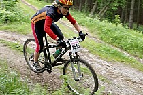 Na zjeździe w Piechowicach (fot. Tomasz Bondarewicz) / Bike Maraton 2009