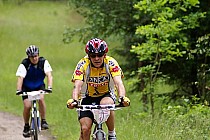 Na trasie II Maratonu Rowerowego w Bytowie.