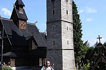 Tomek przy kościółku Wang