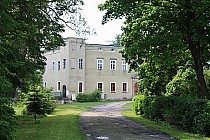 Pałac w Dobroszycach