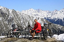 Włoska kawa w alpejskiej scenerii