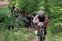 Krótki stromy podjazd z żywiołowo reagująca publiczością :)