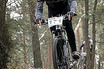 Jarek Zieliński na trasie maratonu fot. Zbyszek Kowalski, www.fotoreportaze.com.pl