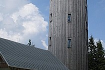 Wieża w pełnej krasie