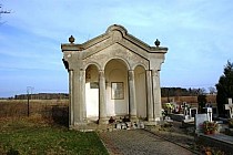 Cmentarz  w Nadolicach Wielkich