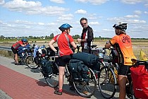 Chwila odpoczynku. Joanna w koszulce którą projektowałem, ostatnia z prawej.