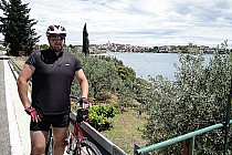 W tle Seged Vranjica