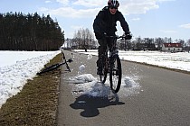 Tak skończył zimowy bałwan!