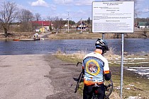 I nieczynny prom nad Wartą :/