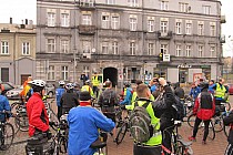 Zbiórka przed PTTK.