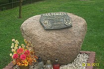 Piskorowice o naszych mordowanych pamiętamy .To dobrze . Kompletny brak informacji o rzeźi dokonanej przez naszych , gdzieś na szkole jest jakaś tablica poświęcona temu wydarzeniu , to chyba nie najlepiej o Nas świadczy?