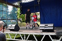 Hubert Szczęściarz Klak wygrał rower w loterii