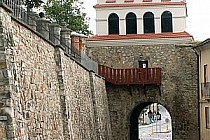 brama warszawska w opatowie