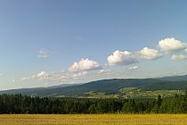 mtb szlakami beskidu niskiego i sadeckiego 15.08.2013r./ w tle panorama beskidy sadeckiego okolice muszyny widok ze szlaku czerwonego w kierunku piwnicznej