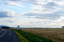 Biskupice Podgórne, na wysokości LG. Ze Ślężą w tle