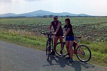 Mijałem się na trasie m-dzy  Nasławicami a Rękowem z wycieczką do Pragi, pogadaliśmy trochę i w nagrodę mam fotkę z jedną z uczestniczek  :) Ciekawe czy się tu może rozpozna? :)