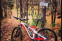 Mój rumak na mojej pobliskiej trasie MTB