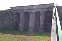 Stara tama w Brodach Iłżeckich