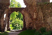 Ruiny zamku w Bodzentynie