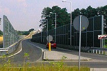 "Most Wolności 4 Czerwca" jak go nazwano. Jaka wolność taki most ;) Stąd zacząłem jazdę.