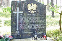 Kamień , pomnik  upamiętniający wydarzenia z czerwca 1944r