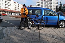 Radogoszcz wsch. Pl. Słoneczny.
 Z trasy "Pętla łódzka"