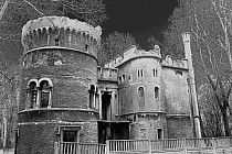 ruiny pałacu Thiele-Wincklerów