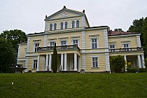 Dworek w Złotym Potoku