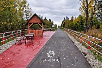 Wiata na nowym szlaku rowerowym