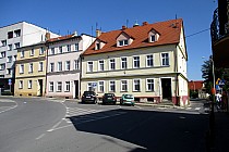 Tutaj trzeba skierować się w prawo zamiast jechać do centrum Żmigrodu. Początek modyfikacji trasy.