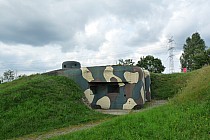 Dobieszowice - grupa bojowa "Wesoła" ciężki schron bojowy  z izbą muzealną.