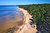 Groty na wybrzeżu Łotwy