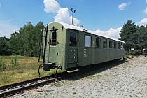 Wagon kolei wąskotorowej w Sułowie