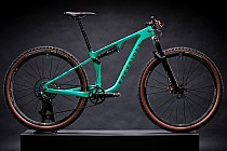 https://bikerumor.com/prototype-rockrider-racing-all-new-decathlon-race-940s-full-suspension-xc-mountain-bike/
