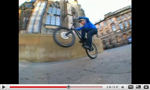 Danny MacAskill i jego najnowszy filmik na rowerze trialowym.