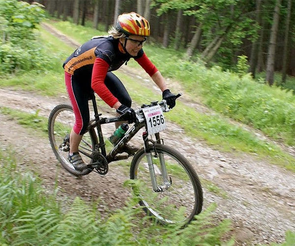 Na zjeździe w Piechowicach (fot. Tomasz Bondarewicz) / Bike Maraton 2009