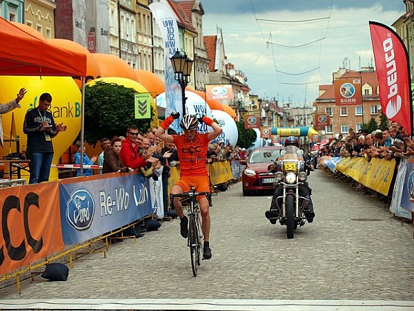 Fot. W.Brylla/s24.pl / Anna Szafraniec (CCC Polkowice) mistrzynią Polski kobiet w wyścigu ze startu wspólnego.