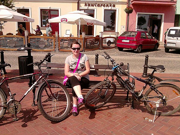 Mały odpoczynek na rynku w Warce