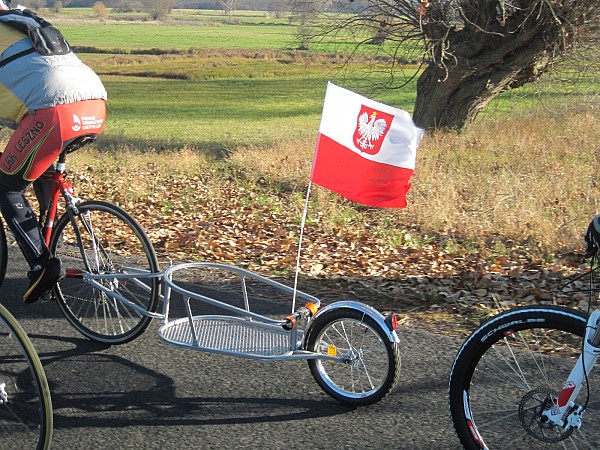 Święto Niepodległości uczcili na rowerach