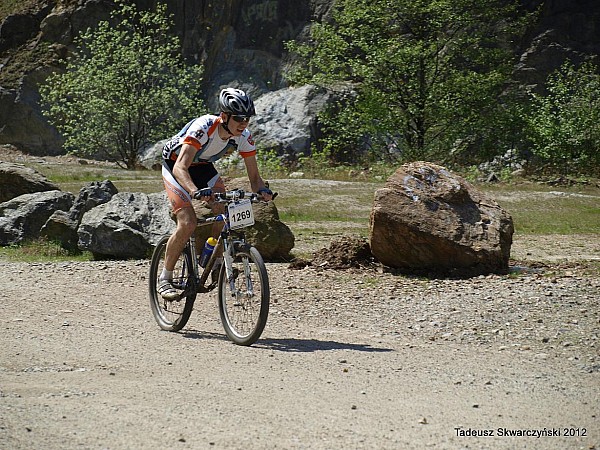 Powerade Garmin MTB Marathon Złoty Stok 05.05.2012 tuż przed metą...
