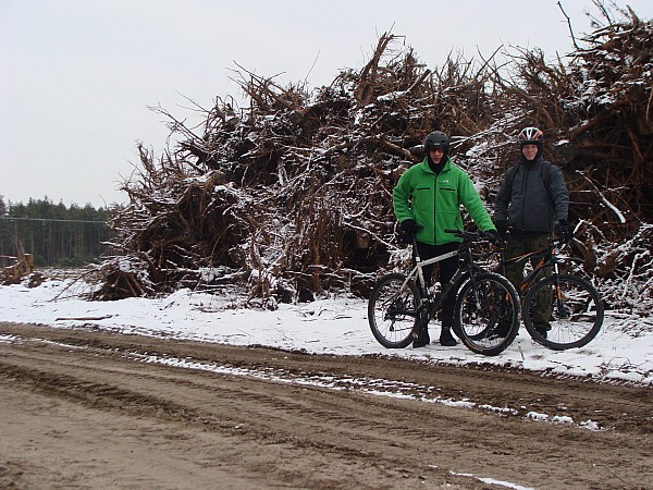 Na trasie z Sebastianem wokół kopalni węgla brunatnego "Adamów". Wielkie karczowisko.