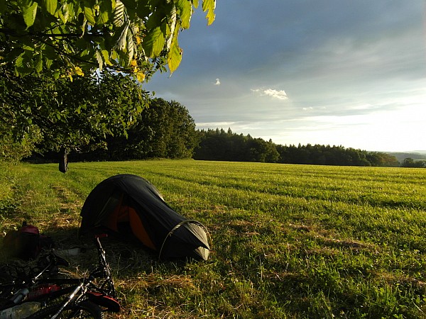 Nocleg w Karpatach Białych.