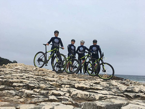 Na wybrzeżu razem z ekipą Volkswagen Samochody Użytkowe MTB Team.