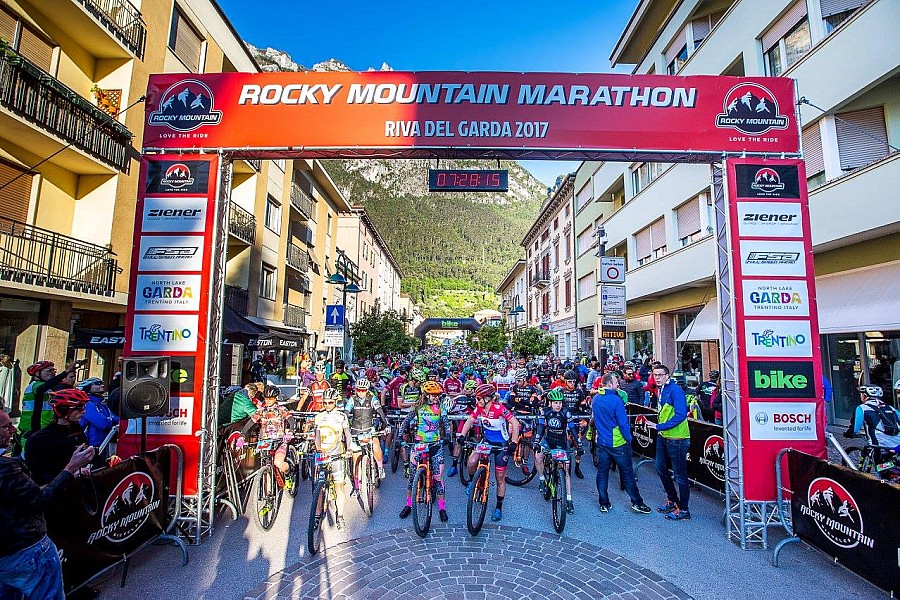 Tuż przed startem / Fot: Henning Angerer, henningangerer.de