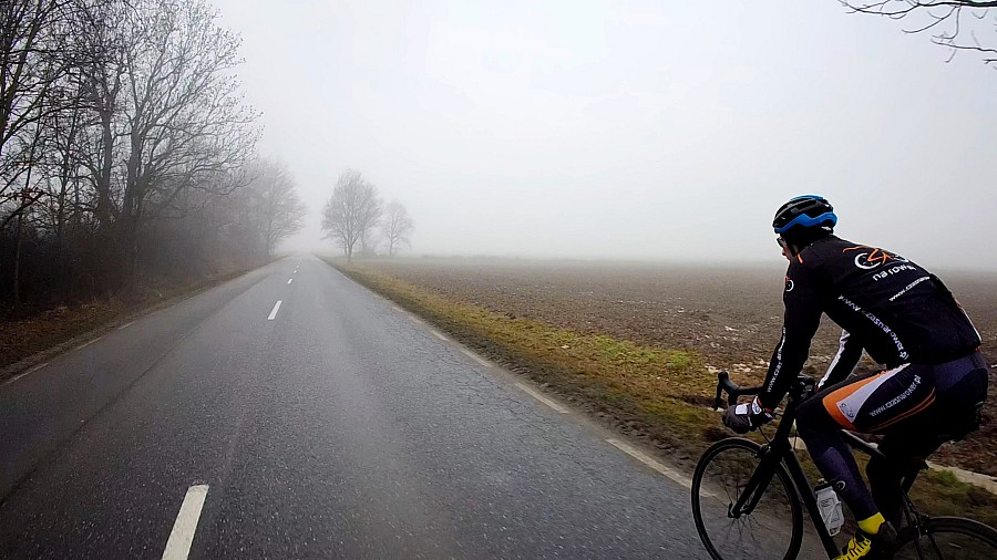 Droga między Milinem a Mietkowem