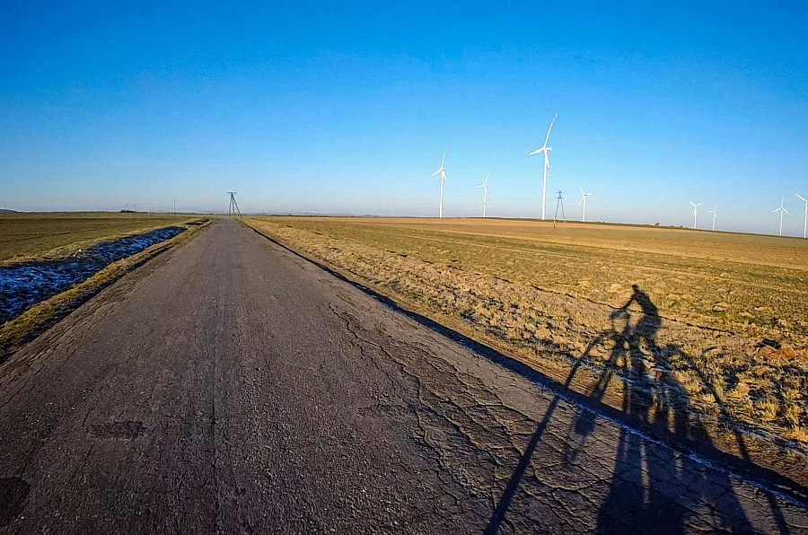 Droga miedzy Wawrzeńczycami a Paździorno w odwrotnym kierunku / styczeń 2026