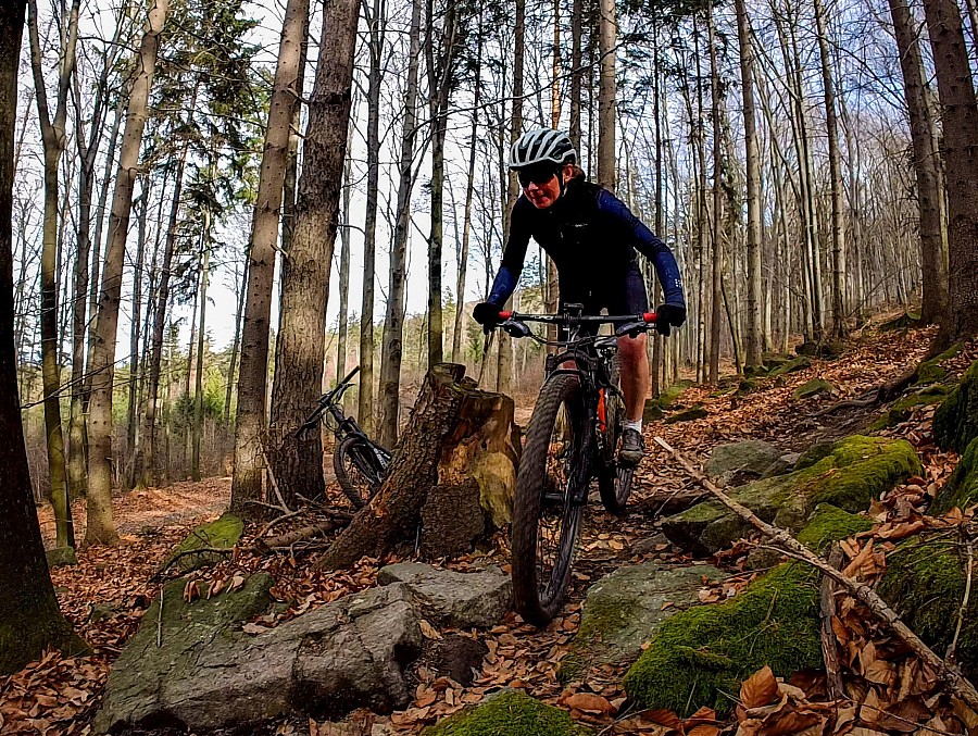 Druga sekcja singla Lgg