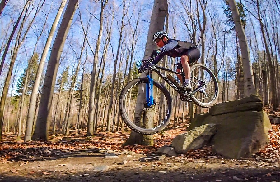 5 miesięcy po skręceniu kolana, tydzień przed pierwszym startem w maratonie MTB/ Ślęża LGG